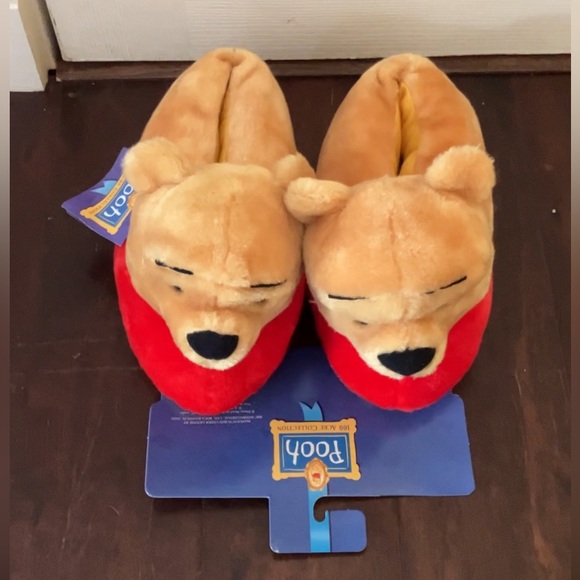 Vintage Winnie the Pooh Women’s Slippers sz Small 5-6 NWT - Picture 1 of 3